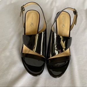 NWT Andrew Geller black heels size 9.5
